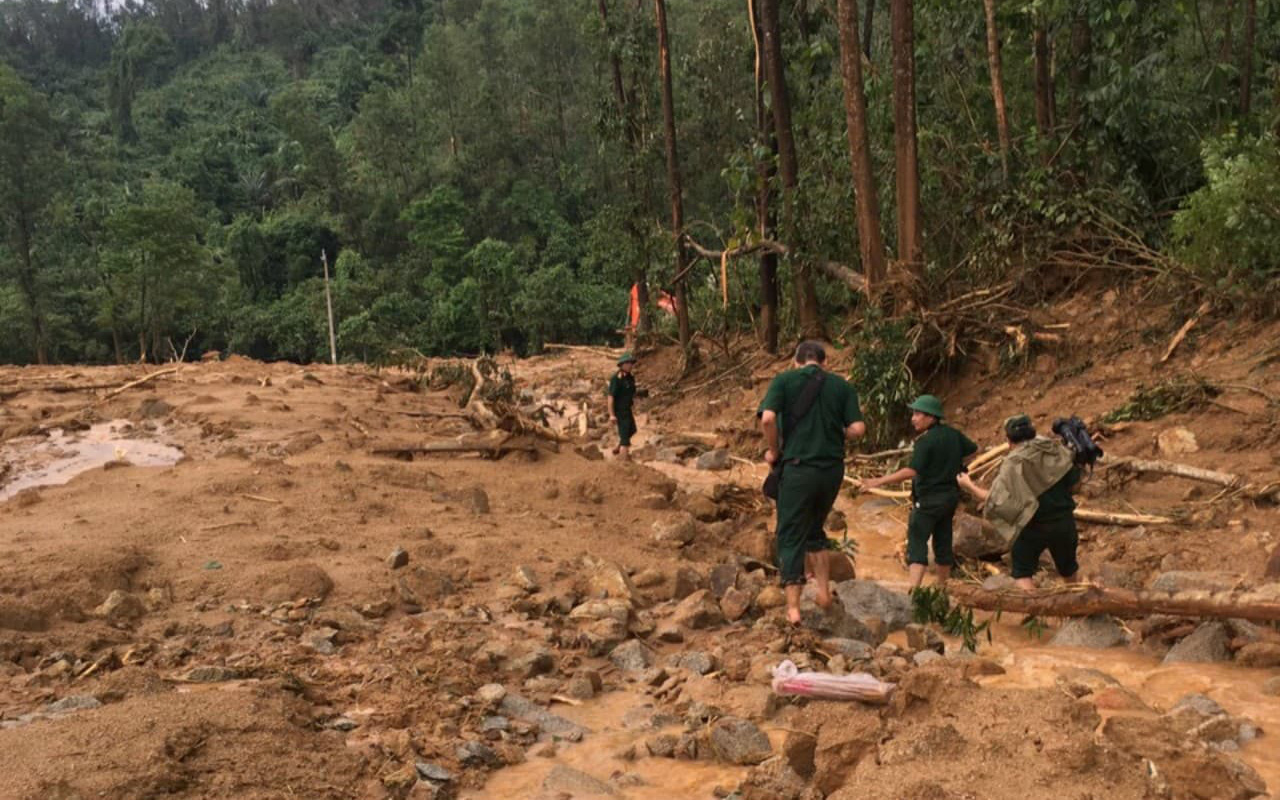 Hình ảnh tan hoang, đau thương ở trạm 67 - nơi Thiếu tướng Nguyễn Văn Man và 12 người đoàn cứu hộ mất liên lạc