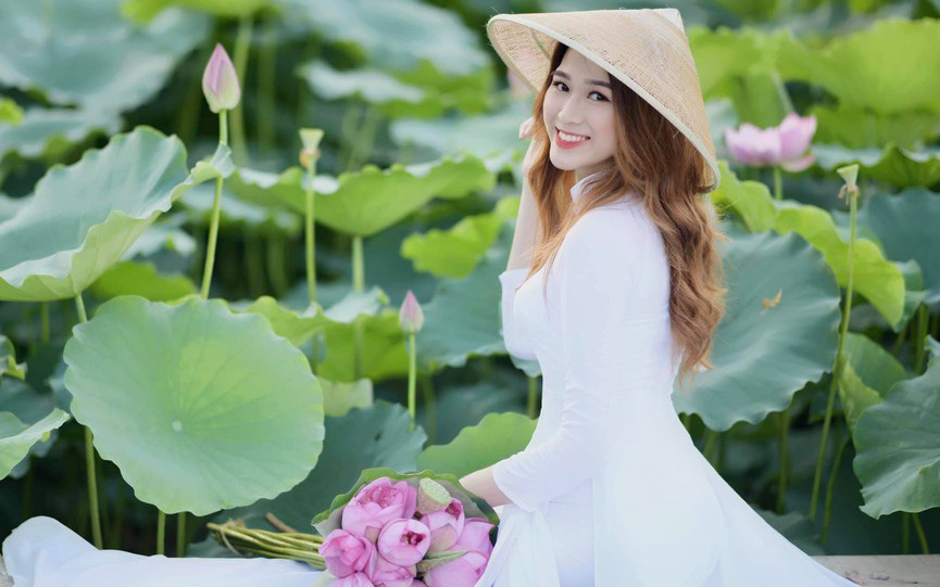 Nhan sắc đời thường xinh đẹp của tân Hoa hậu Việt Nam 2020 Đỗ Thị Hà