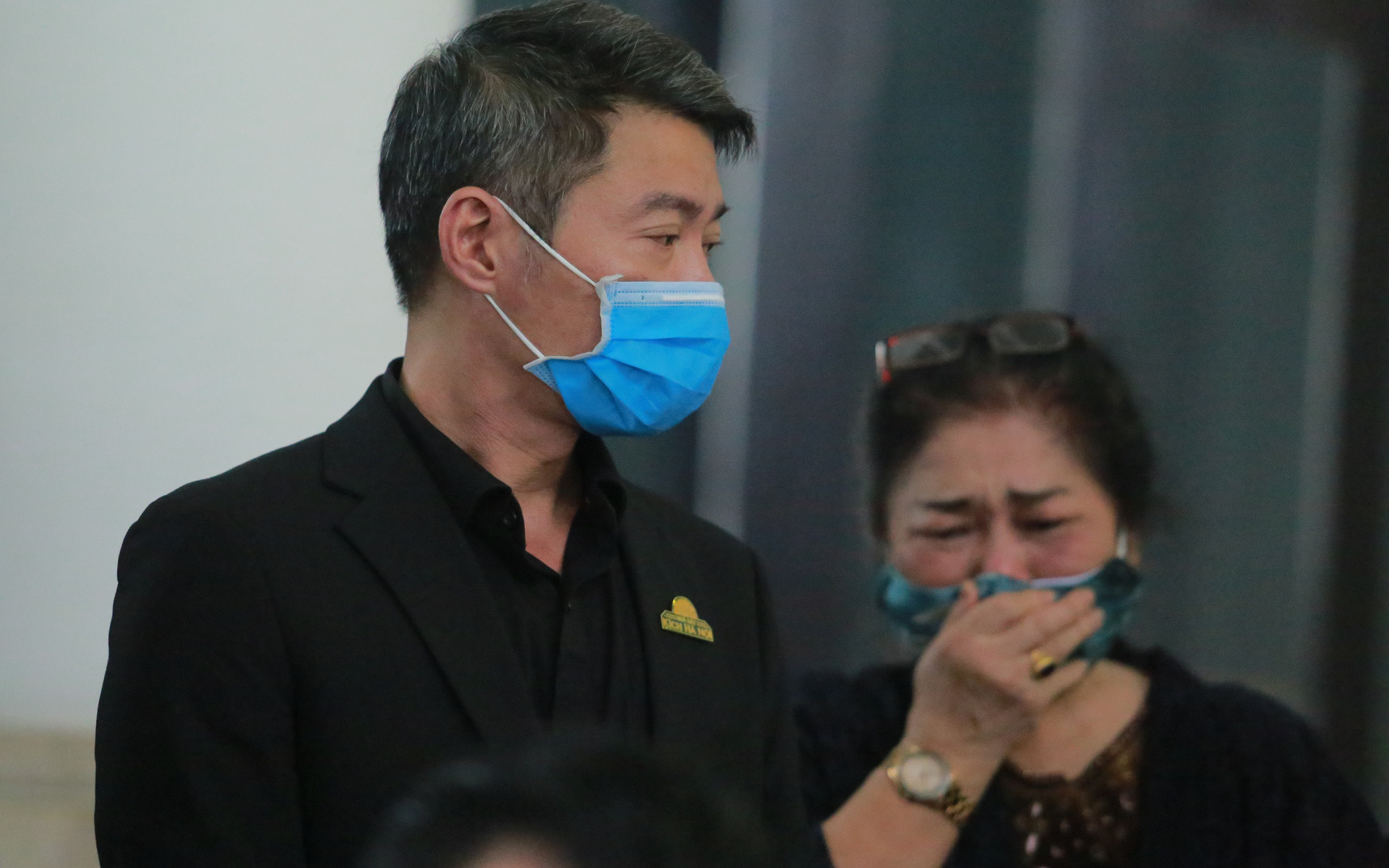 Ảnh: Gia quyến bật khóc, Công Lý và Trung Hiếu cùng nhiều nghệ sĩ tới tiễn biệt NSND Trần Hạnh