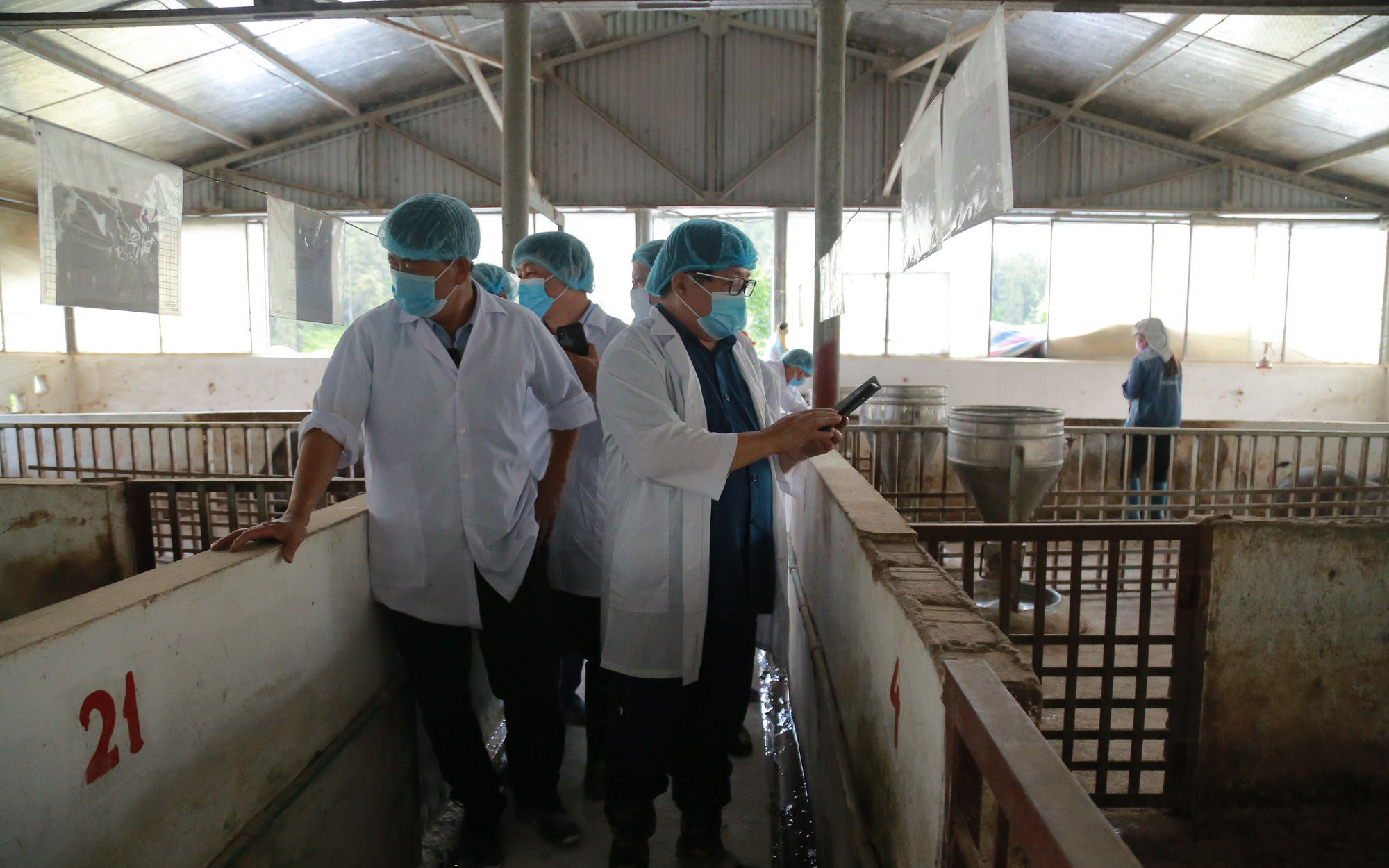Mô hình nuôi lợn cho thu nhập "khủng" hơn 10 tỷ một năm ở Lào Cai được Chủ tịch Hội Nông dân VN khen ngợi