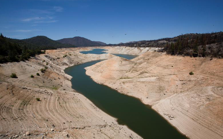 Hạn hán nghiêm trọng tại Mỹ khiến hàng loạt hồ chứa bị cạn nước, 75 triệu người bị ảnh hưởng