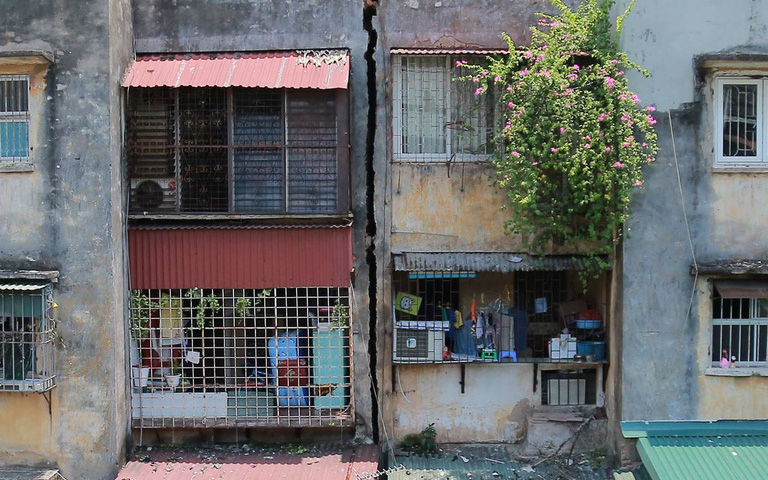 50 hộ dân đang sống trong khu tập thể "chờ sập" ở trung tâm Hà Nội