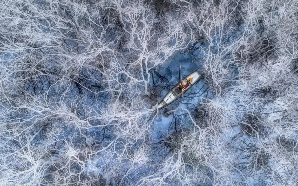 Bức ảnh chụp mùa đông ở phá Tam Giang thắng lớn tại giải Drone Photo Awards 2021