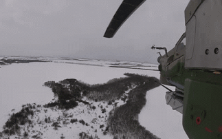 Clip: Trực thăng chiến đấu hiện đại Mi-28n và Ka-52 của Nga không kích đội xe bọc thép của Ukraine