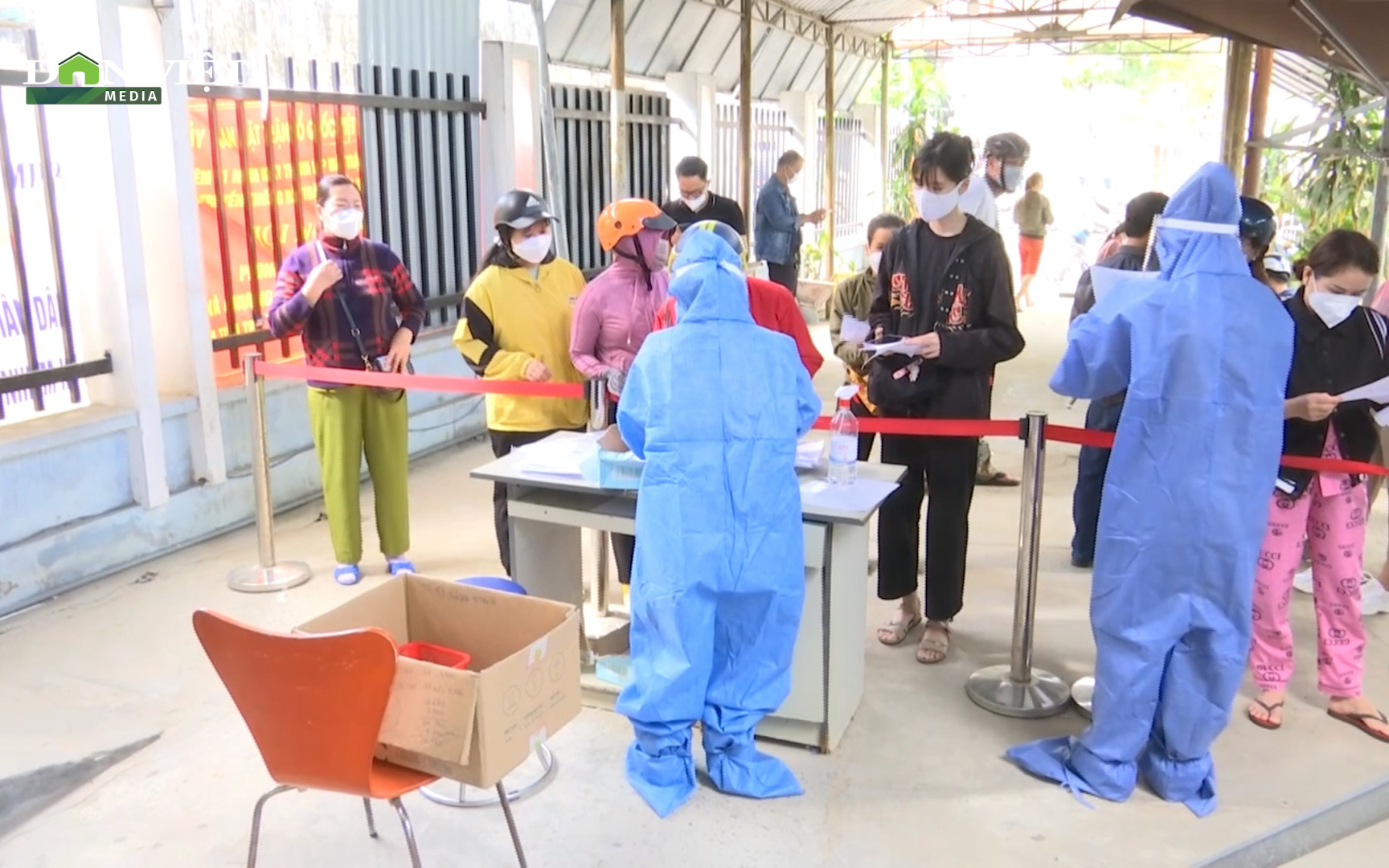 Quá tải tại trạm y tế, Đà Nẵng tăng cường sinh viên hỗ trợ 