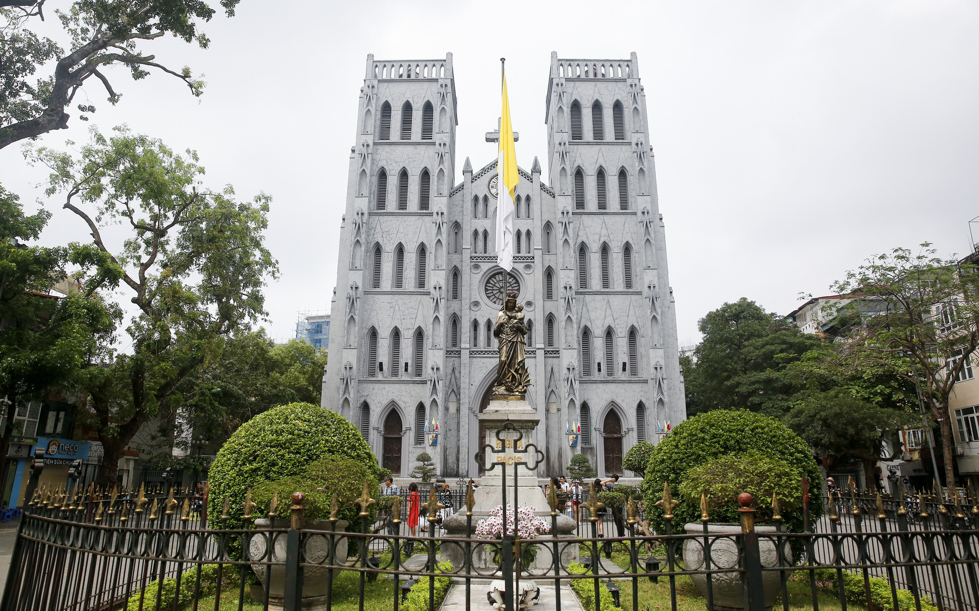 Nhà thờ Lớn Hà Nội trở về nét cổ kính sau thời gian dài tu sửa