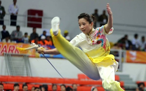 "Cô gái vàng" Dương Thúy Vi cùng đồng đội bộ môn Wushu sẵn sàng chinh phục SEA Games 31