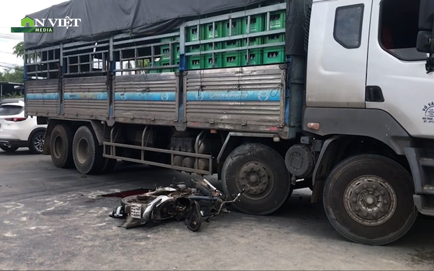Khánh Hòa: Giao thông tắc nghẽn sau vụ va chạm giao thông khiến 2 người bị thương