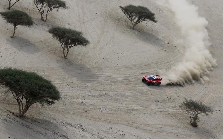 Hình ảnh bắt mắt về đua xe địa hình xuyên sa mạc khốc liệt nhất hành tinh