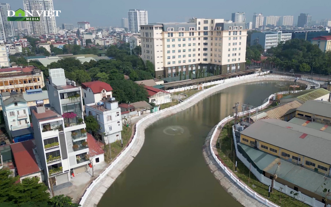 Clip: Có gì trong công viên đầu tư gần 20 tỷ đồng vừa gắn biển ở Long Biên, Hà Nội