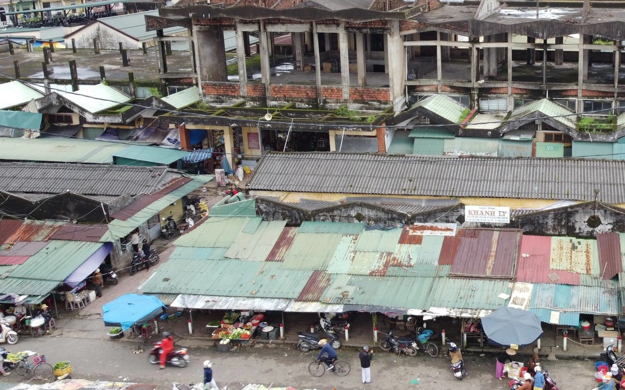 Toàn cảnh ngôi chợ hiếm gặp ở tỉnh Quảng Trị