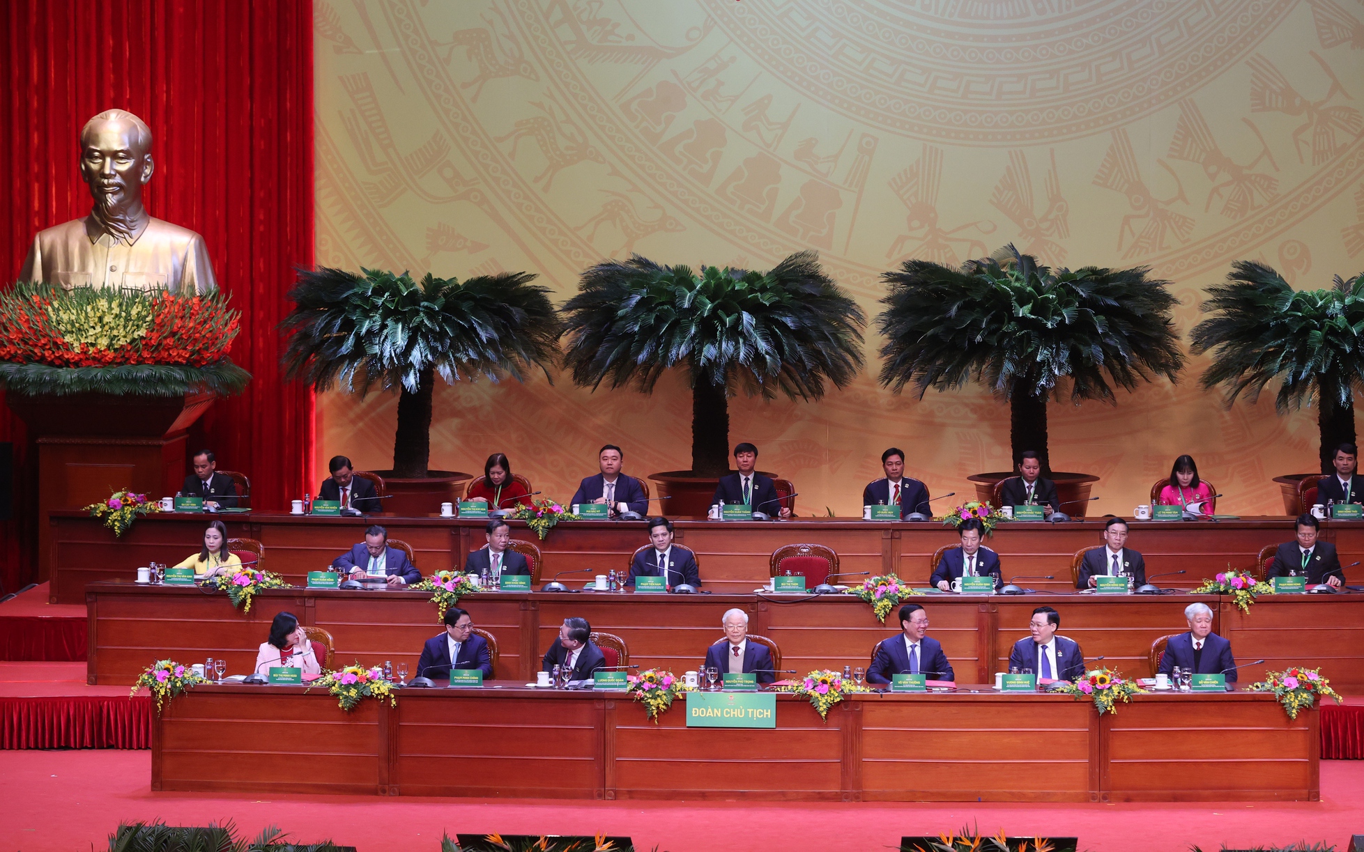 Hình ảnh khai mạc trọng thể Đại hội đại biểu toàn quốc Hội Nông dân Việt Nam lần thứ VIII