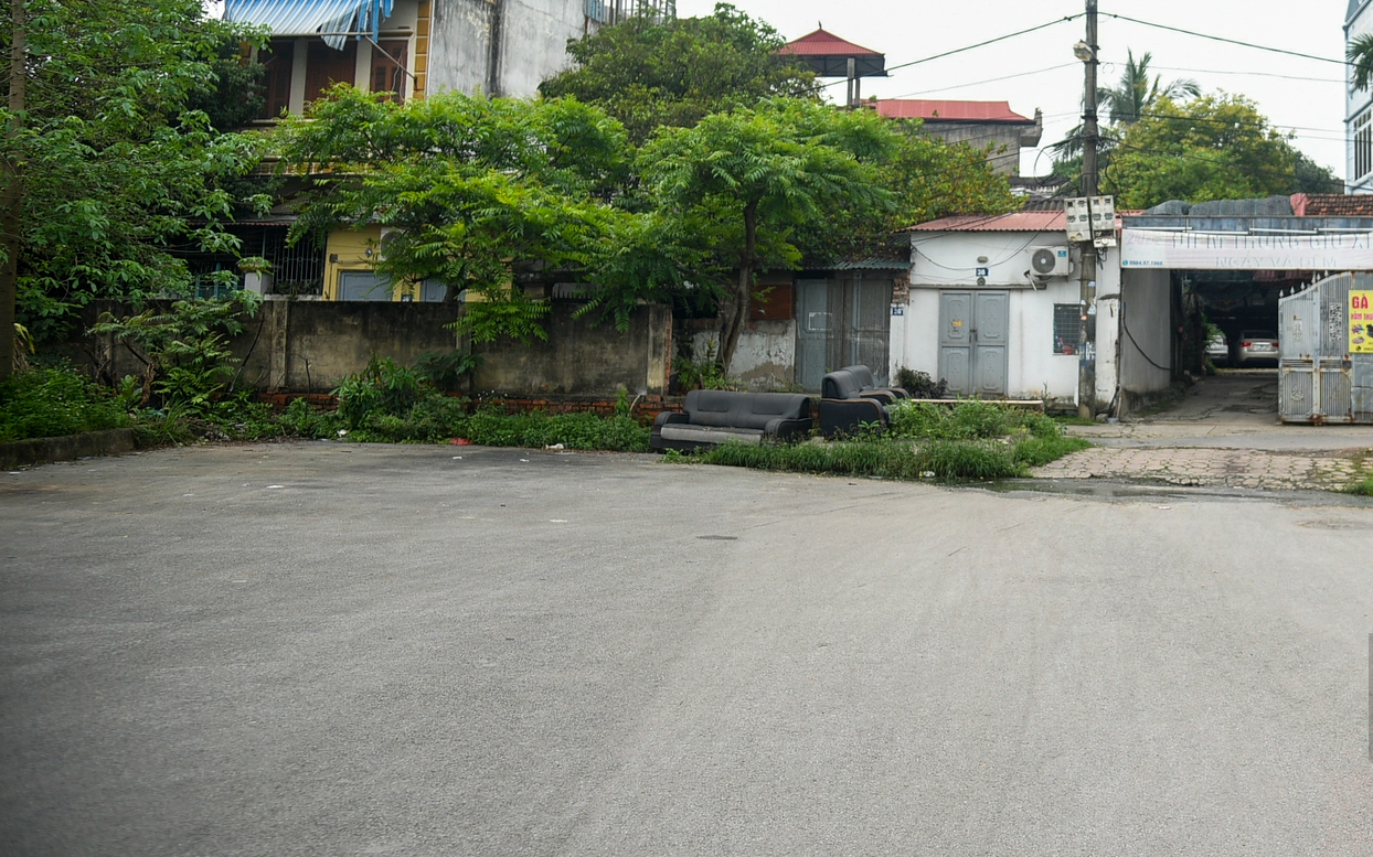 Hàng loạt tuyến phố "cụt" tại Hà Nội dù được gắn biển nhiều năm