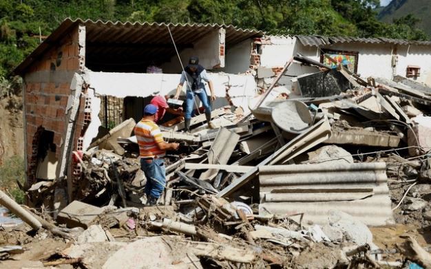 Clip: Lở đất tại Colombia khiến ít nhất 14 người thiệt mạng, nhiều người mất tích