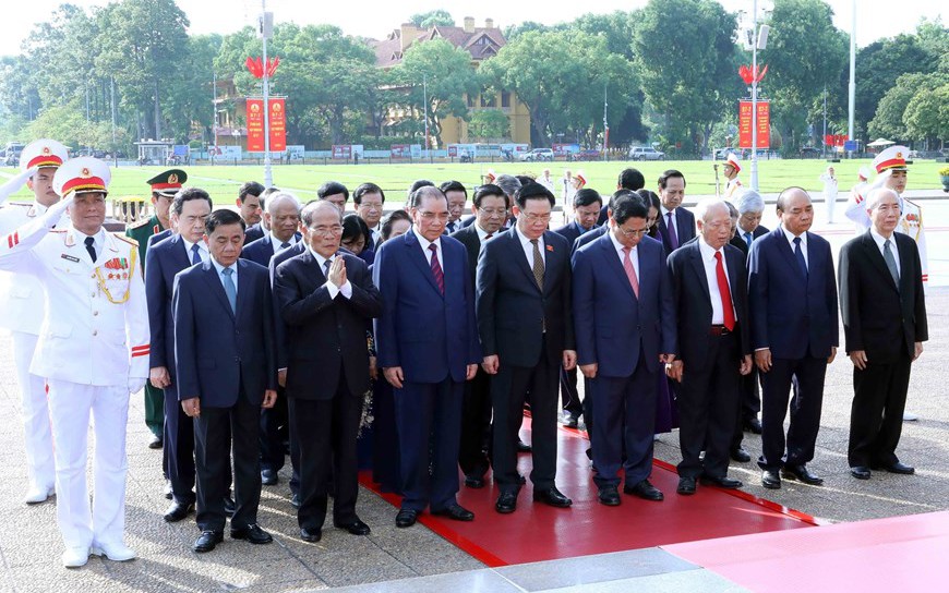 Lãnh đạo Đảng, Nhà nước vào Lăng viếng Chủ tịch Hồ Chí Minh nhân kỷ niệm ngày Thương binh-Liệt sĩ
