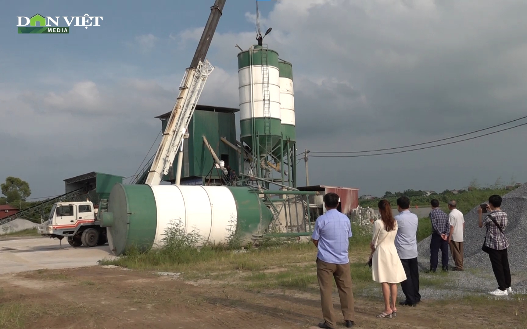 Thị xã Quế Võ (Bắc Ninh): Tháo dỡ toàn bộ trạm trộn bê tông không phép sau phản ánh của Dân Việt