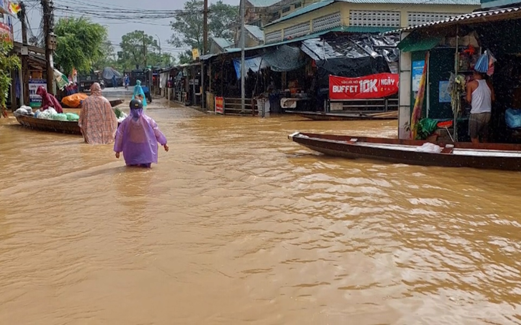 Video: Người chết, nhà đổ do ảnh hưởng áp thấp nhiệt đới