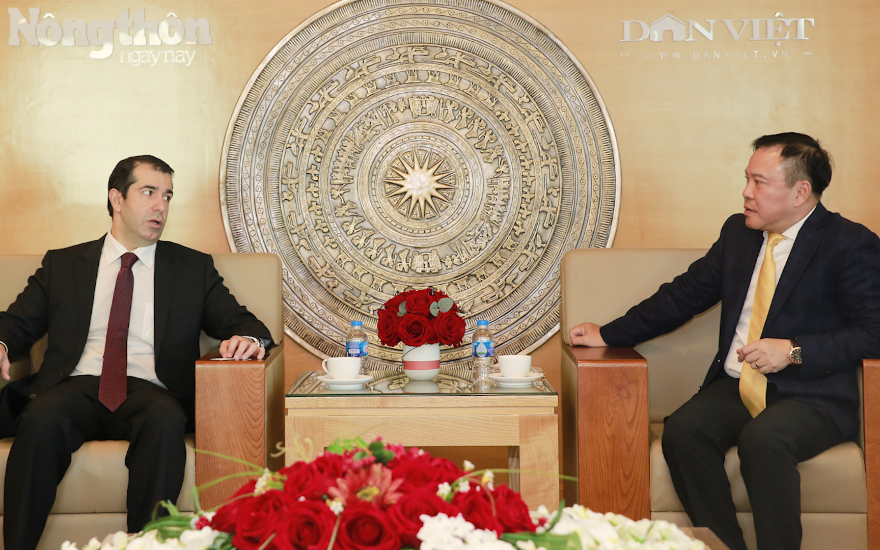 Bản tin Thời sự Dân Việt 9/11: Đại sứ CH Azerbaijan thăm và làm việc với Báo NTNN/Dân Việt