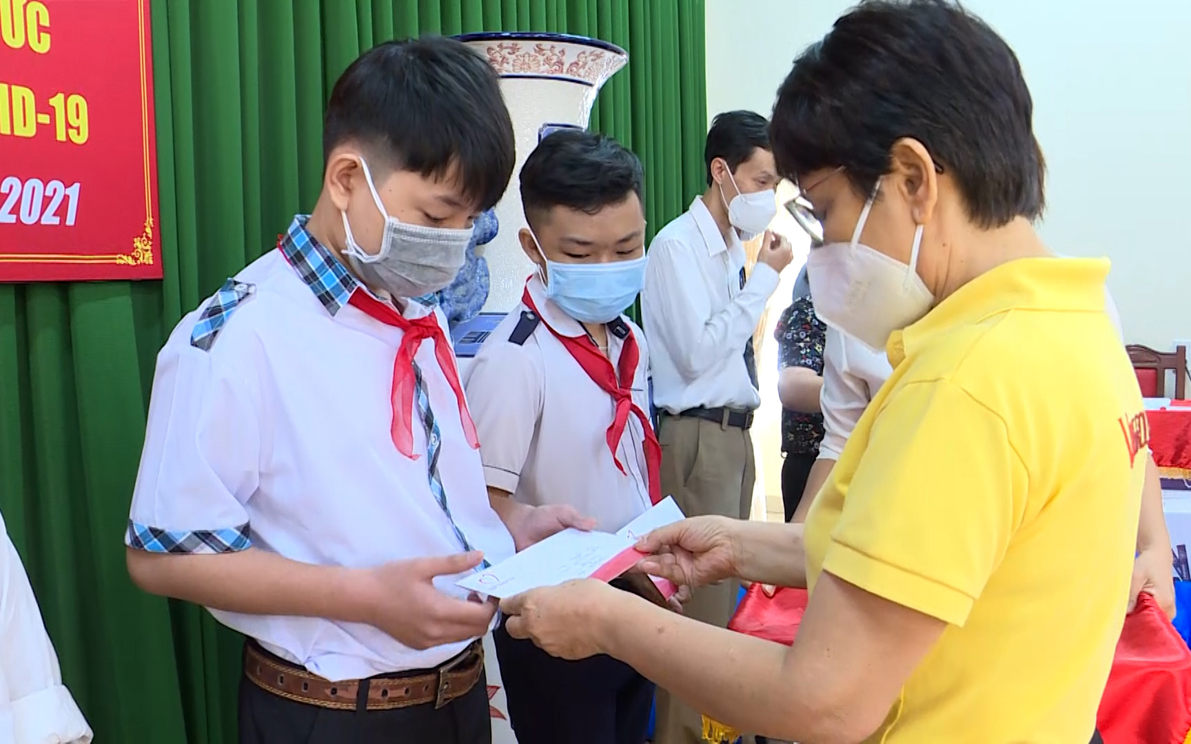 Hỗ trợ 700.000 đồng – 1 triệu đồng mỗi tháng cho trẻ mồ côi ở Đồng Nai