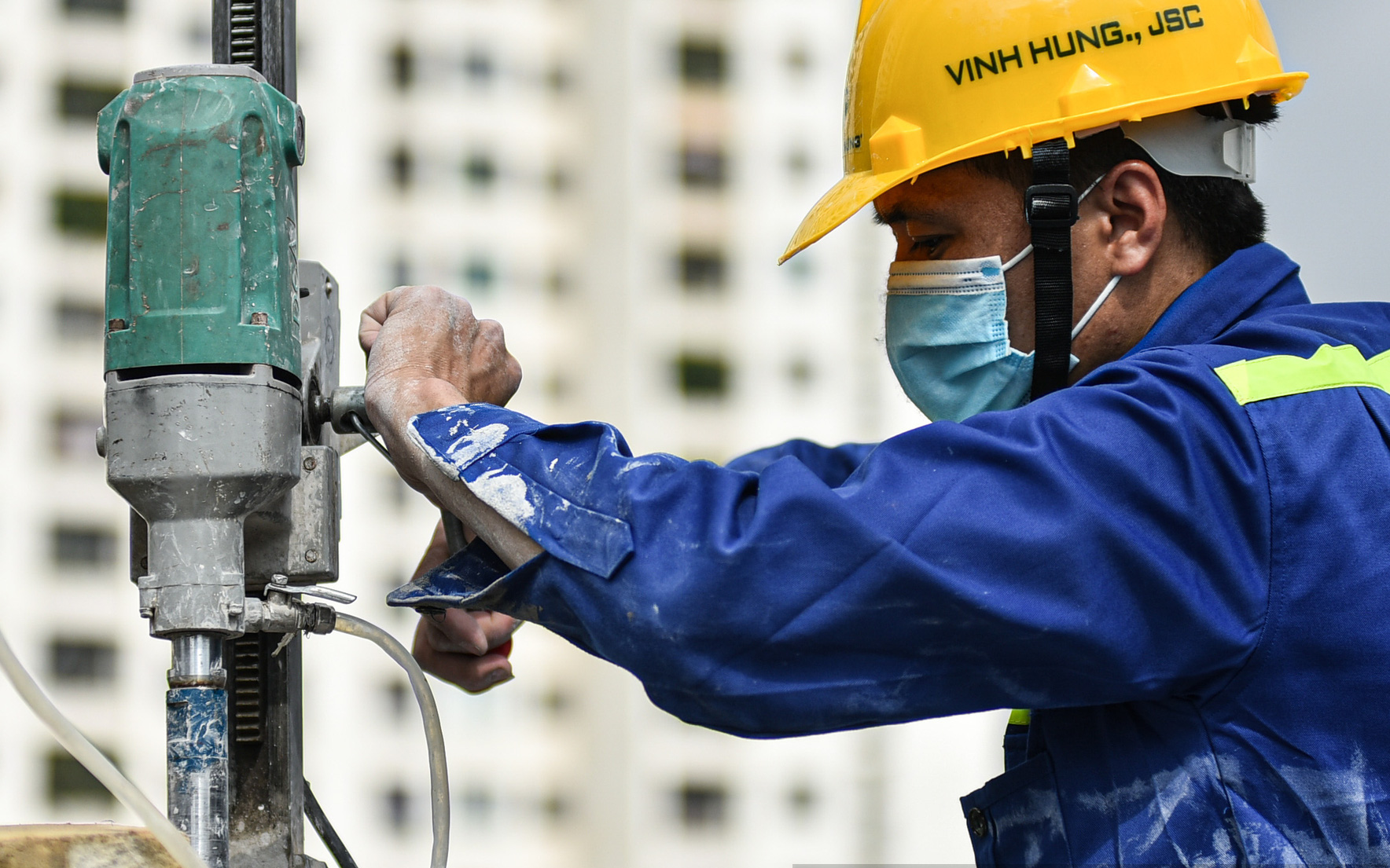 Hà Nội: Hơn 4.500 tấm chống ồn khung nhôm được lắp đặt trên tuyến đường 5.300 tỷ đồng