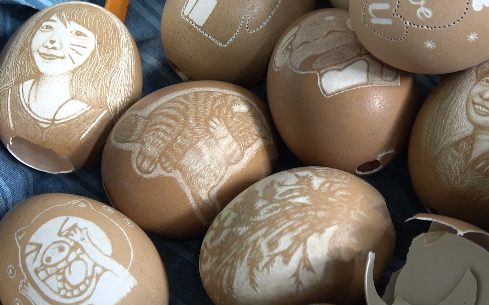 Độc đáo những tác phẩm nghệ thuật điêu khắc từ vỏ trứng