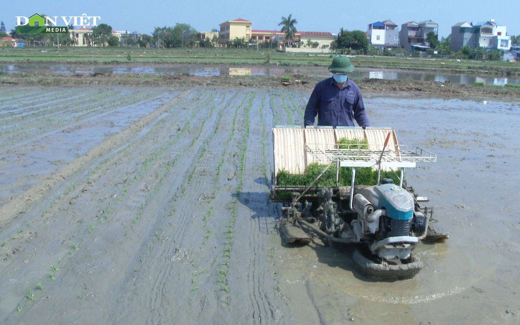 Hải Dương: Đưa cơ giới hóa vào sản xuất nông nghiệp, nông dân Tân Kỳ 