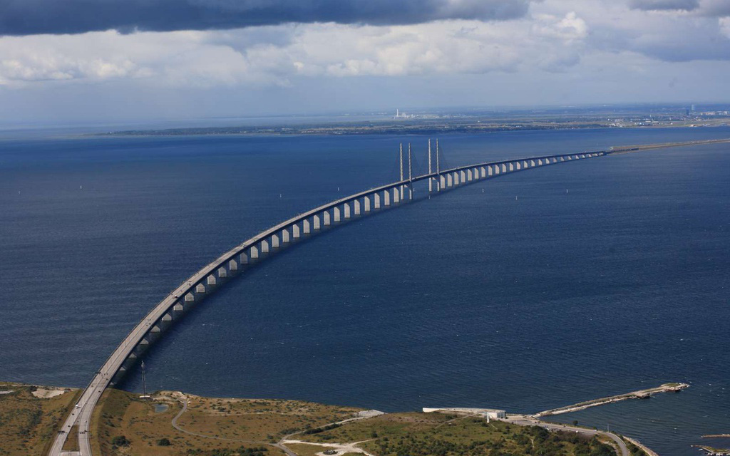 Loạt cây cầu nổi tiếng khắp thế giới được xây dựng với giá hàng tỷ USD