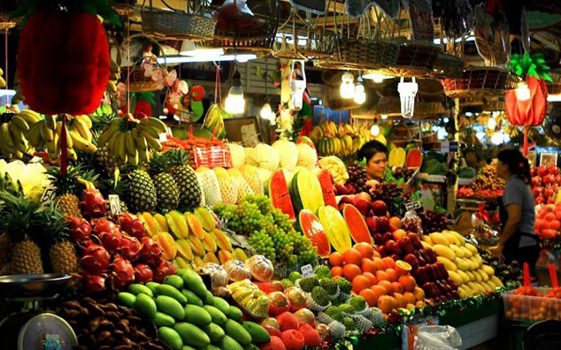 Khu vực Nam Bộ: Thời tiết nắng nóng khiến trái cây giải nhiệt tăng giá