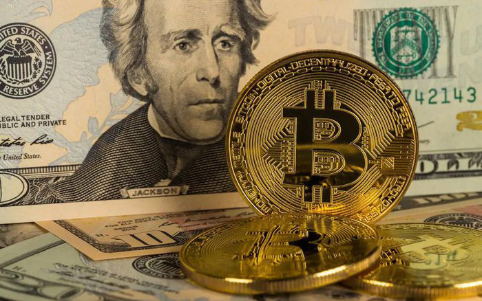 Người đàn ông bị phạt nửa tỷ USD vì trộm 1000 Bitcoin