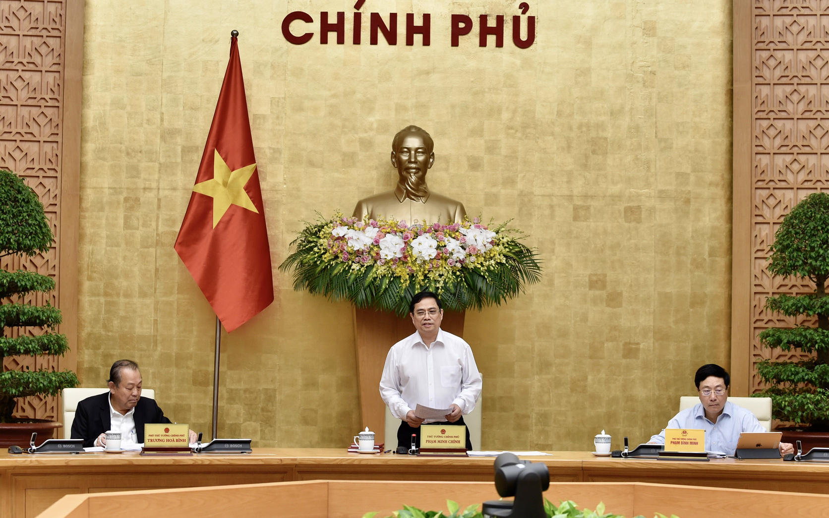 Ảnh: Thủ tướng Phạm Minh Chính lần đầu chủ trì phiên họp của Chính phủ