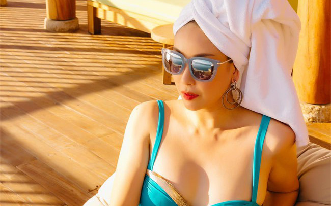 Ở tuổi 45, Hoa hậu Hà Kiều Anh vẫn giữ được vẻ đẹp nóng bỏng, cuốn hút
