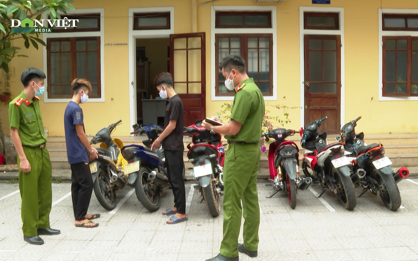 Video: Bắt hai thanh niên ở Thừa Thiên Huế thực hiện hàng loạt vụ trộm cắp tài sản