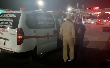 Video: Xe cứu thương chở 5 bệnh nhân giả 