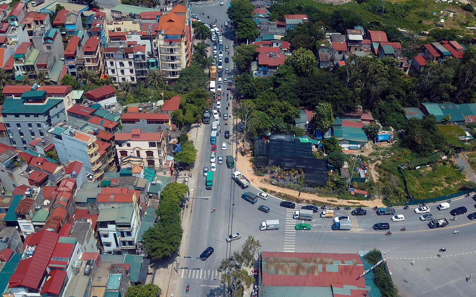 Hà Nội: Toàn cảnh tuyến đường trị giá 2.800 tỷ đồng trước ngày được nâng cấp