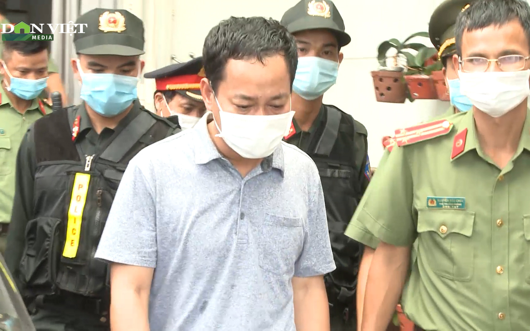 Video: Tham ô hơn 5 tỷ đồng, Chánh Văn phòng Cảng hàng không quốc tế Phú Bài bị bắt 