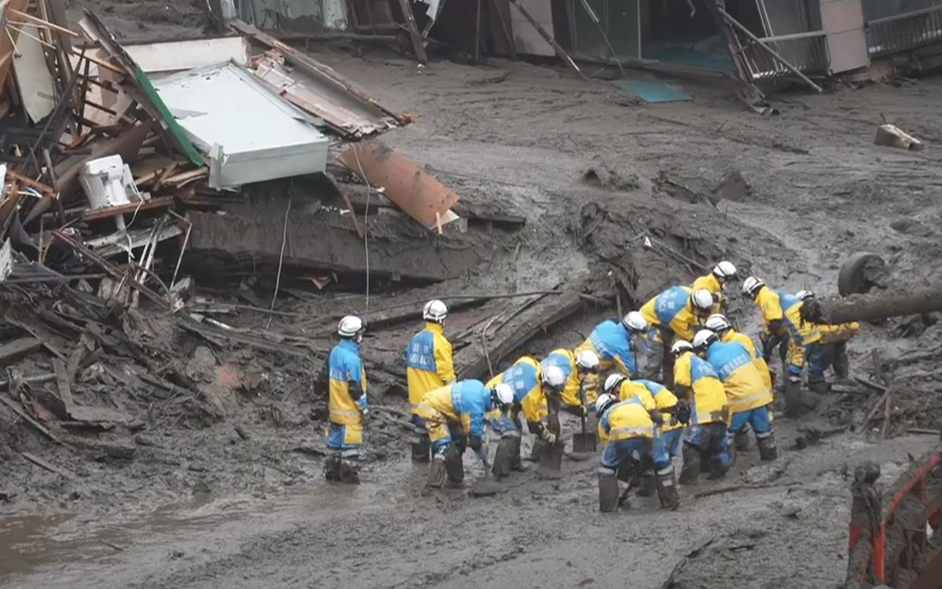 [TRỰC TIẾP]: Tìm kiếm nạn nhân trong vụ lở đất kinh hoàng tại thành phố Atami - Nhật Bản