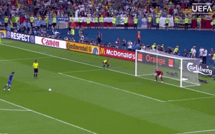 Euro 2012 (Italia vs Anh): Joe Hart trở thành gã hề sau cú sút panenka của Pirlo