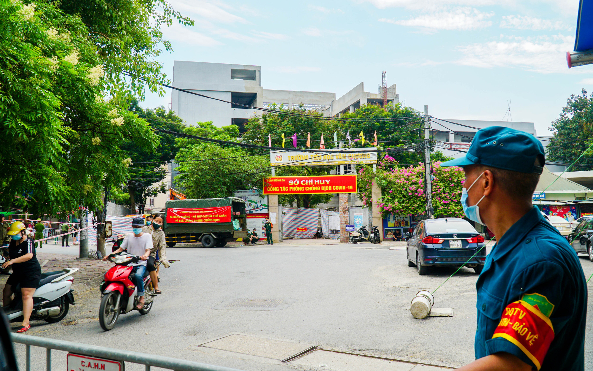 Hà Nội: Lập Sở Chỉ huy dã chiến trong khu cách ly y tế của 2 phường Văn Miếu và Văn Chương