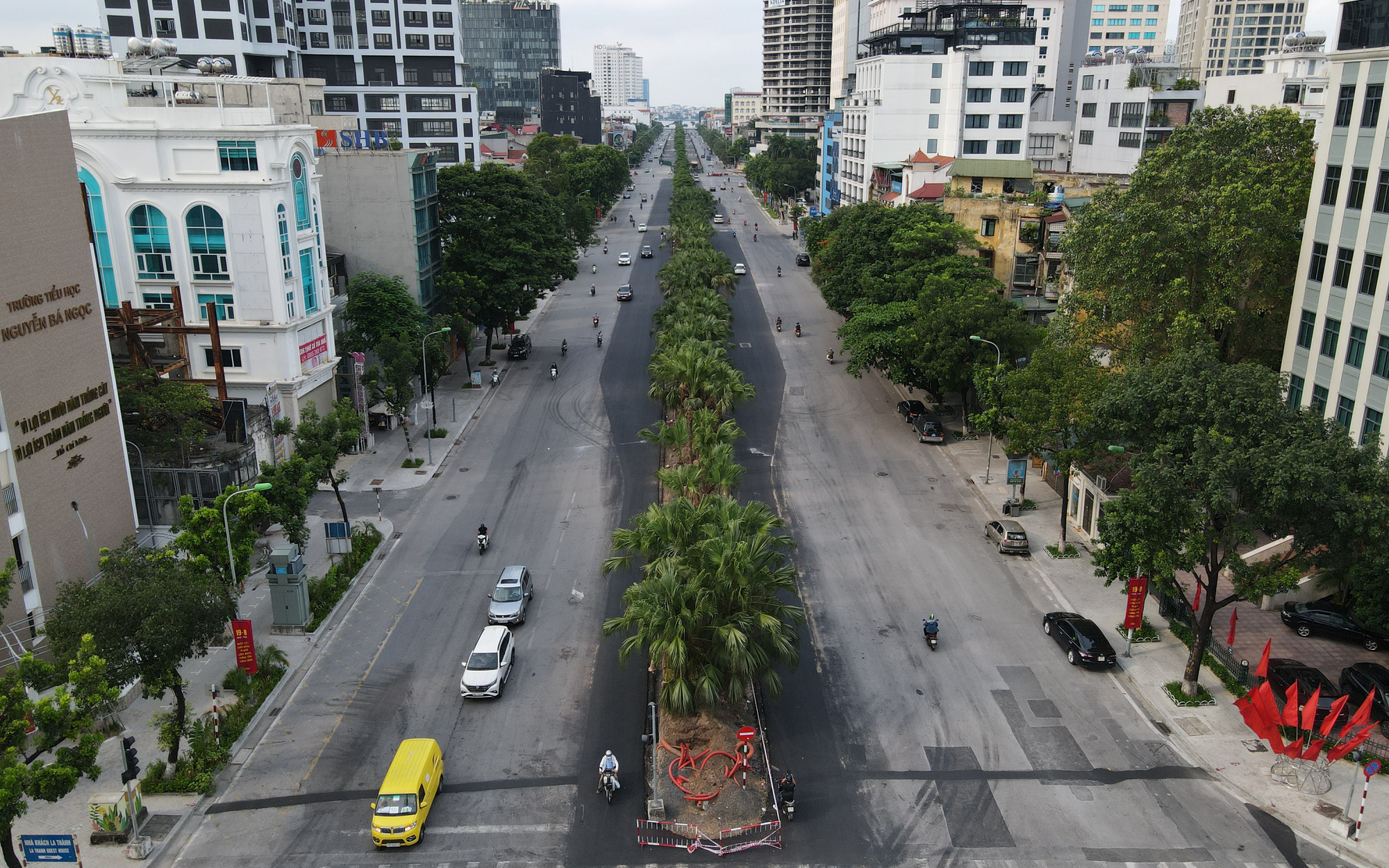 Diện mạo mới của tuyến đường từng được công nhận đẹp nhất Thủ đô sau khi mở rộng thêm 4 làn xe