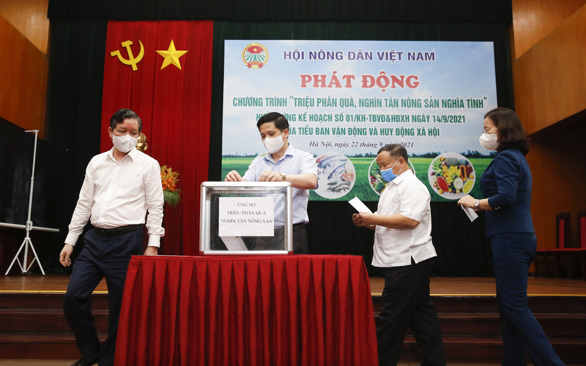 Ảnh: Trung ương Hội Nông dân Việt Nam phát động chương trình 
