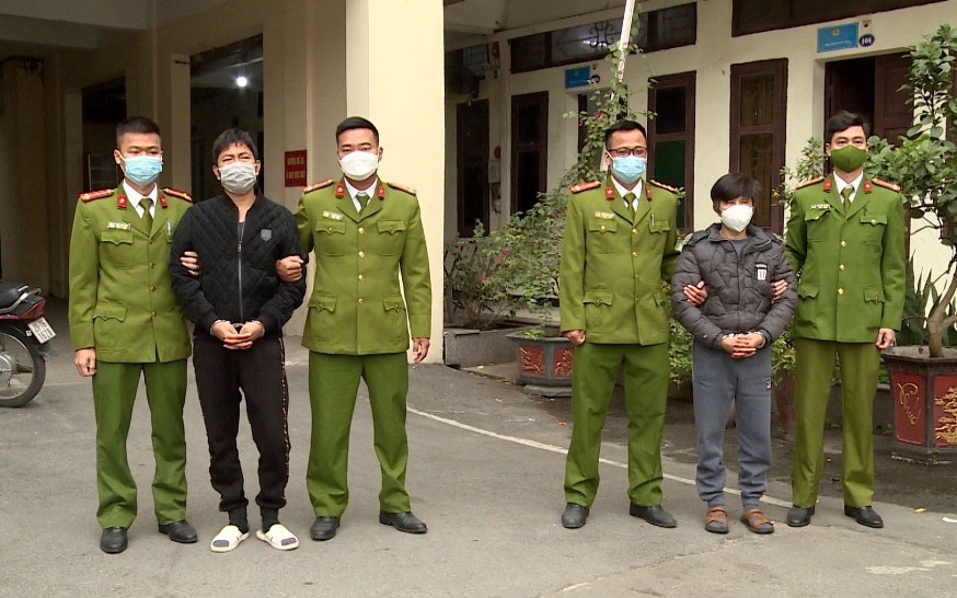 Hà Nội: Truy bắt hai đối tượng mua bán, vận chuyển hàng chục kg ma túy đá