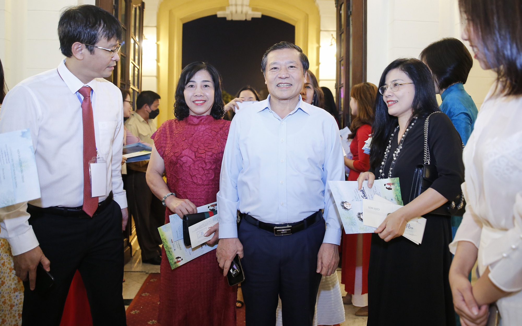 Phó Trưởng ban Thường trực Ban Tuyên giáo Trung ương Lại Xuân Môn dự chương trình đêm thơ-nhạc-kịch 