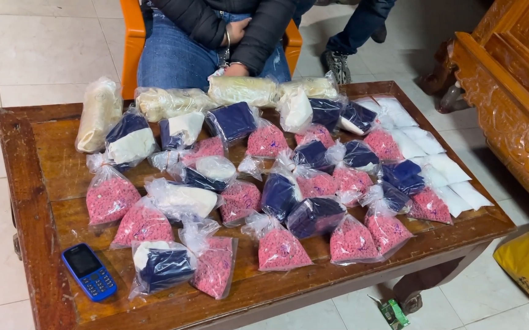 Đánh sập đường dây buôn bán ma túy “khủng” chuyên sử dụng vũ khí nóng ở Huế 