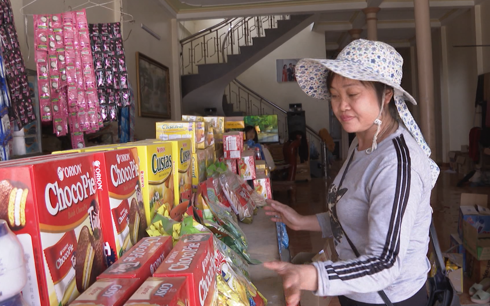 Hàng Việt Nam chiếm lĩnh thị trường vùng cao Lai Châu