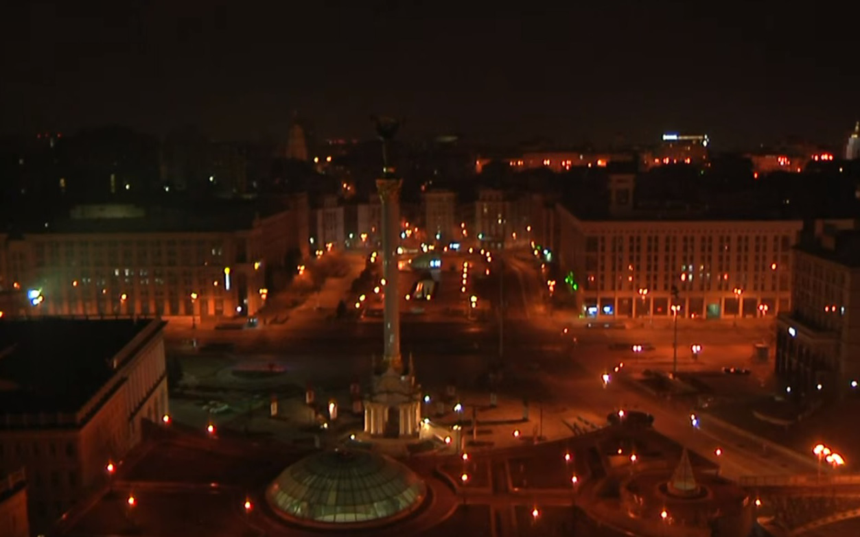 [TRỰC TIẾP] Quang cảnh lúc này tại trung tâm thành phố Kiev, Ukraine