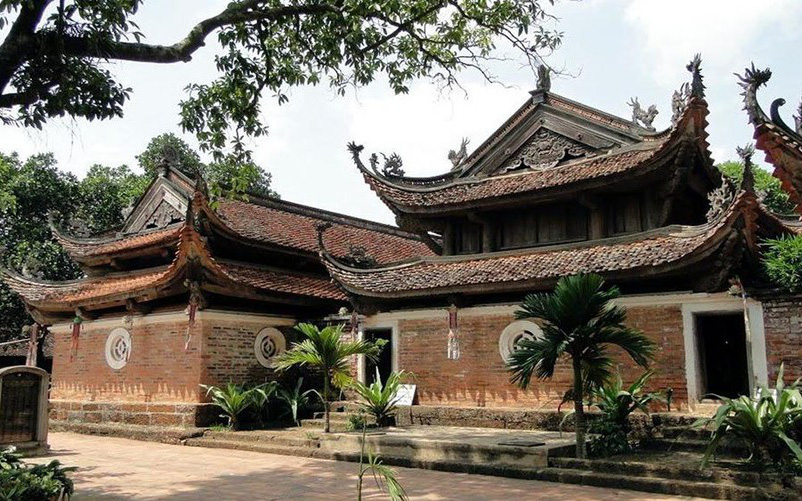 Bên trong ngôi chùa Trăm Gian tại Hà Nội, nơi lưu giữ 153 bức tượng bằng gỗ 