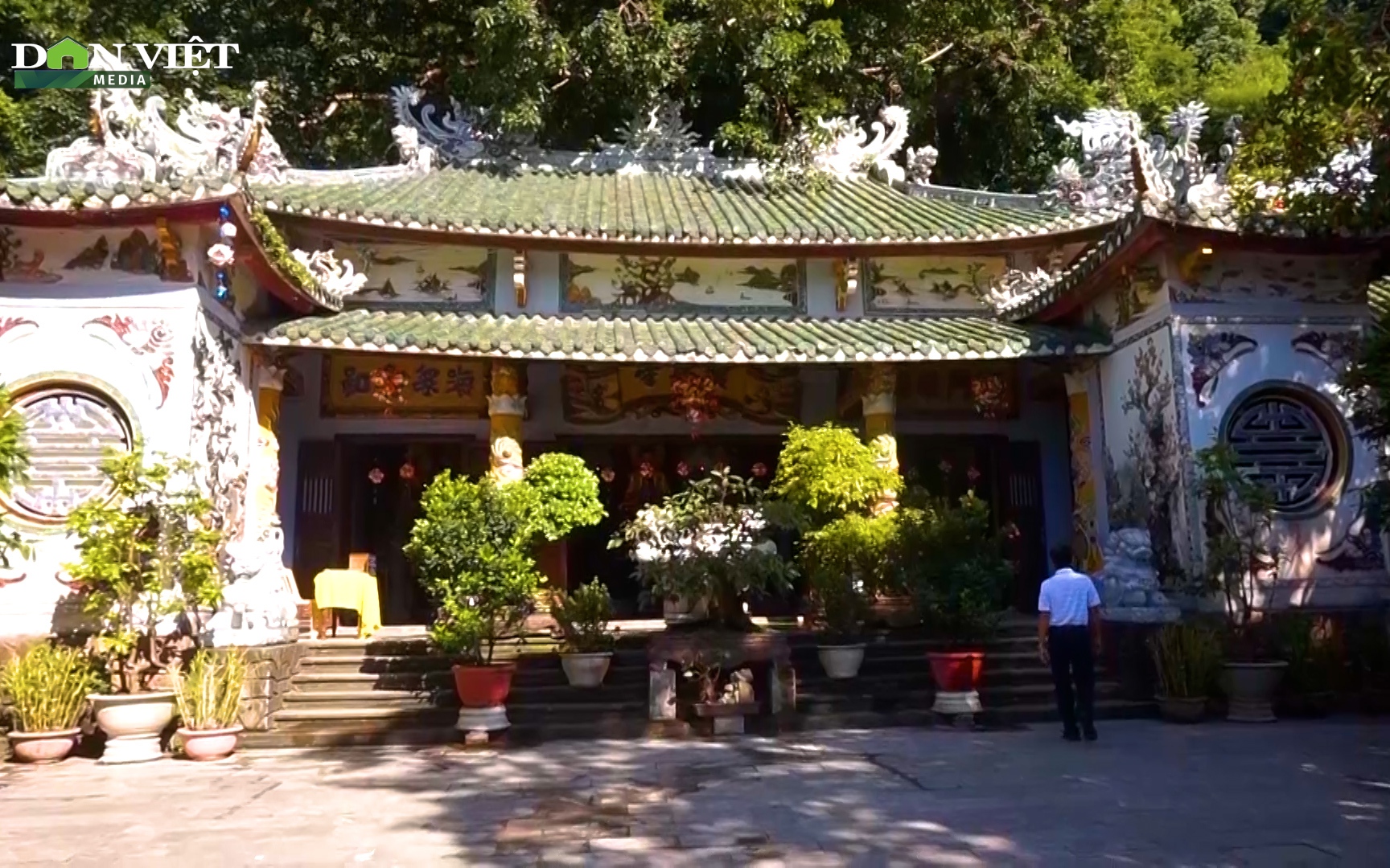 Khám phá ngôi chùa cổ nổi tiếng với phong cảnh non nước hữu tình trên ngọn Thủy Sơn