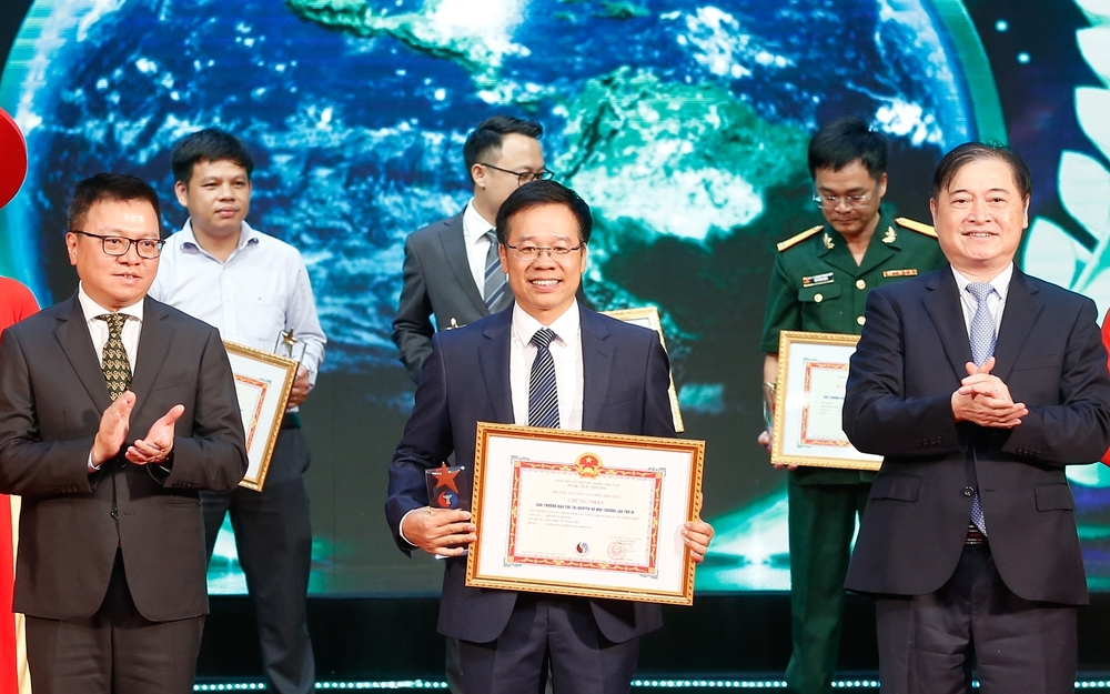 Báo NTNN/Dân Việt đoạt 1 Giải A, 1 Giải B tại Giải thưởng Báo chí Tài nguyên và Môi trường năm 2022