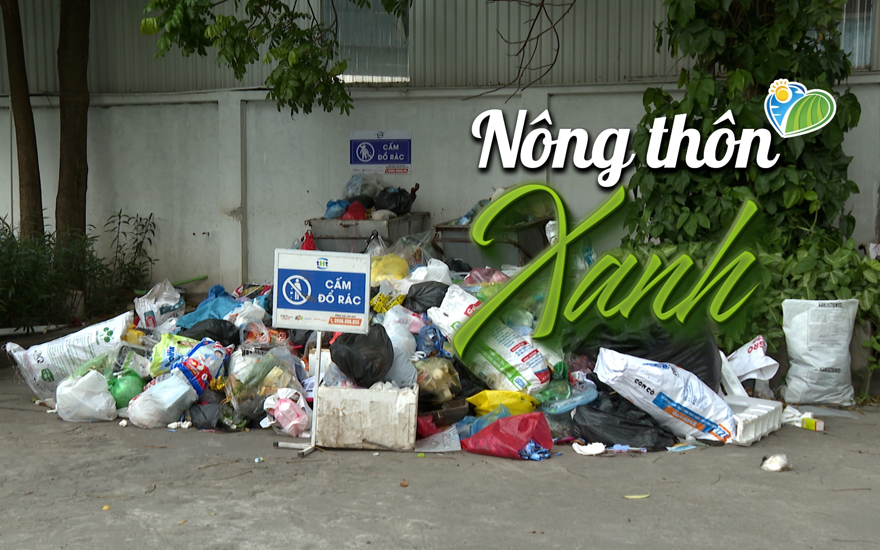 “Cuộc chiến” đổ rác bất đắc dĩ tại khu đô thị hiện đại giữa lòng Thủ đô