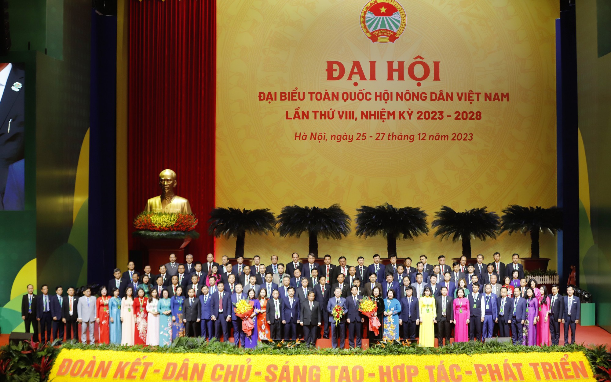 Ban chấp hành Trung ương Hội Nông dân Việt Nam khoá VIII: Vừa kế thừa, vừa đổi mới  